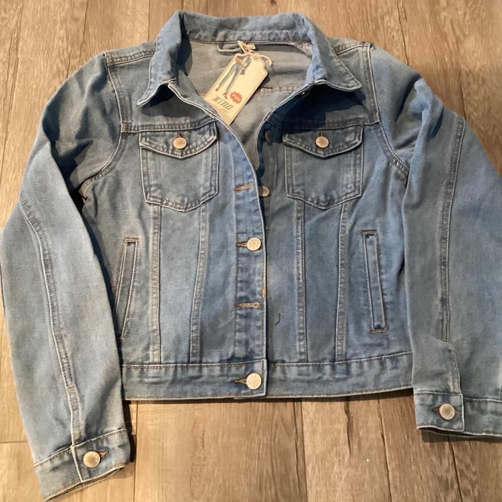 Kina Denim Jean Jacket, Size XL, Color Light Blue NEW